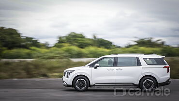 Kia Carnival Left Side View