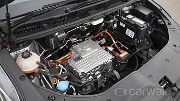 BYD eMax 7 Engine Shot