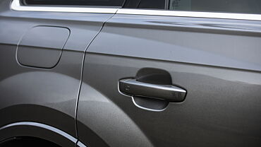 Audi Q7 Rear Door Handle