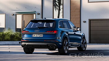 Audi New Q7 Right Rear Three Quarter