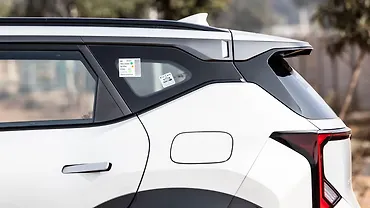 Kia Seltos Rear Quarter Glass