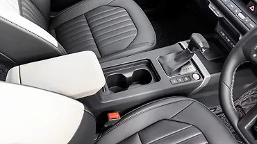 Kia Seltos Center Console/Centre Console Storage