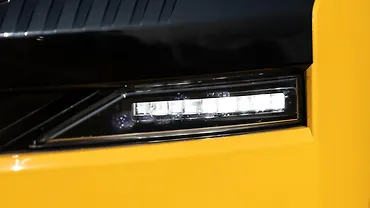 टाटा सिएरा हेडलाइट