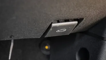 टाटा सिएरा बोनेट/हुड रिलीज़