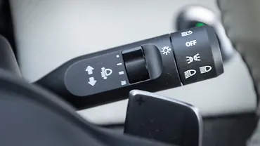 टाटा सिएरा हेडलाइट स्टॉक