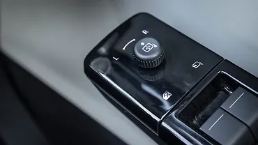 टाटा सिएरा बाहरी रियर व्यू मिरर ओआरवीएम कंट्रोल्स