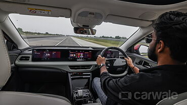 Mahindra XEV 9e Dashboard