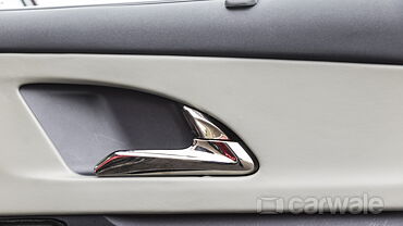 Mahindra XEV 9e Front Door Handle