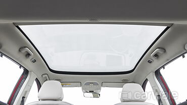 Mahindra XEV 9e Sunroof/Moonroof