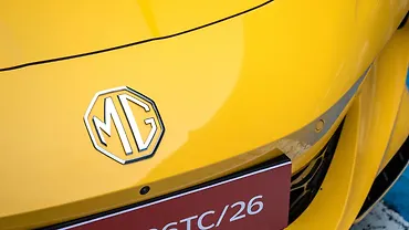 एमजी साइबरस्टर सामने का लोगो