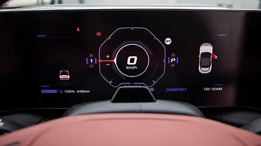 एमजी साइबरस्टर इंस्ट्रूमेंट क्लस्टर