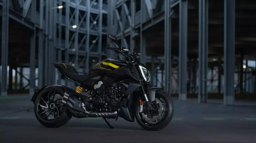 Ducati Diavel V4 gets a new colour