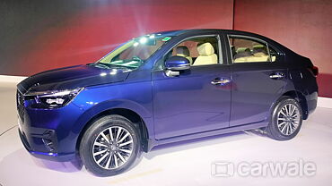 Honda Amaze Left Front Three Quarter