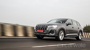 ऑडी q7 लेफ्ट फ्रंट थ्री क्वार्टर