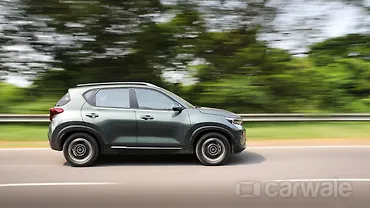 Kia Sonet Right Side View