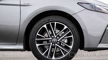 Toyota Camry Wheel