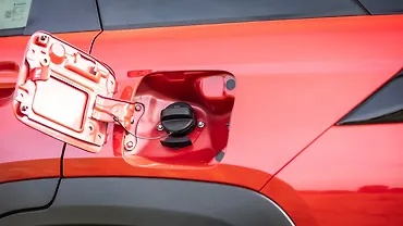 Maruti Suzuki Victoris Open Fuel Lid