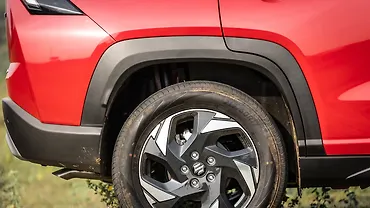 Maruti Suzuki Victoris Rear Fender