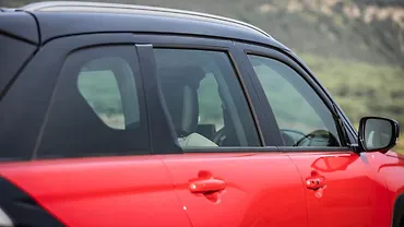 Maruti Suzuki Victoris Side Glass Housing