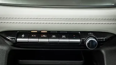 Maruti Suzuki Victoris AC Controls