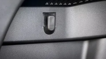 Maruti Suzuki Victoris Boot Hooks and Bars