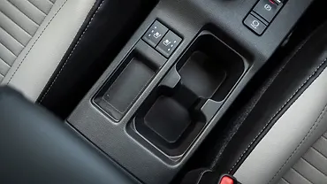 Maruti Suzuki Victoris Cup Holders