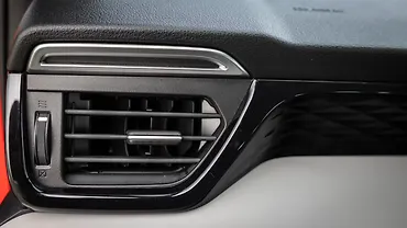 Maruti Suzuki Victoris Front Passenger Air Vent
