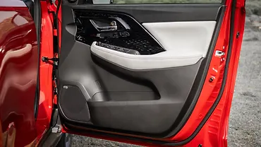 Maruti Suzuki Victoris Front Right Door Pad