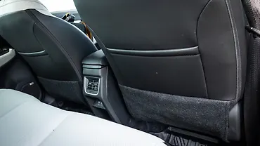 Maruti Suzuki Victoris Front Seat Back Pockets