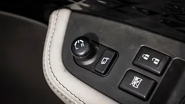 Maruti Suzuki Victoris Outer Rear View Mirror ORVM Controls