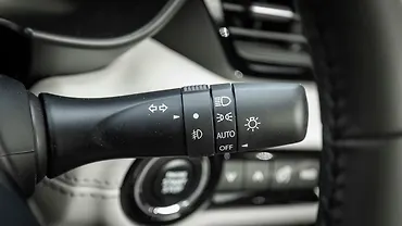 Maruti Suzuki Victoris Wiper Stalk