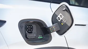 BYD Sealion 7 Open Fuel Lid