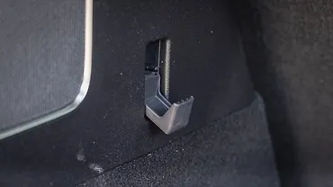 BYD Sealion 7 Levers/Buttons in Bootspace