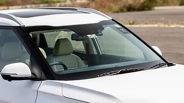 Kia Carens Clavis Front Windshield/Windscreen