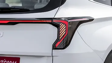 Kia Carens Clavis Tail Light/Tail Lamp