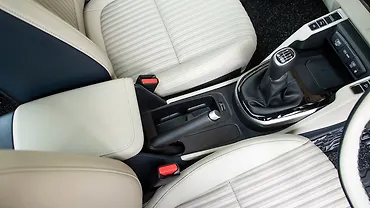 Kia Carens Clavis Center Console/Centre Console Storage