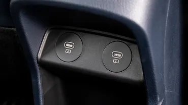 Kia Carens Clavis Second Row Charging Point