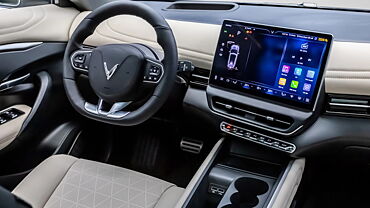 VinFast VF7 Infotainment System