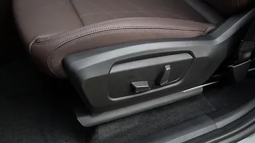 BMW iX1 LWB Seat Adjustment Electric for Front Passenger