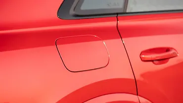 Audi RS Q8 Performance Closed Fuel Lid