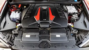Audi RS Q8 Performance Engine Shot