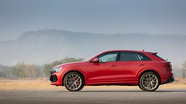 Audi RS Q8 Performance Left Side View