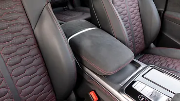 Audi RS Q8 Performance Front Centre Arm Rest