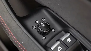 Audi RS Q8 Performance Outer Rear View Mirror ORVM Controls