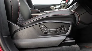 Audi RS Q8 Performance Seat Adjustment Electric for Driver