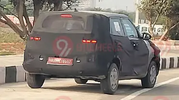 New-gen Hyundai Venue spotted in India for the first time New-gen Hyundai Venue spotted in India for the first time
