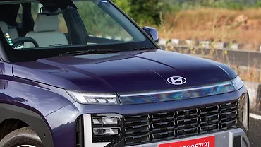 Hyundai Venue Closed Hood/Bonnet