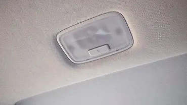 Hyundai Venue Rear Row Roof Mounted Cabin Lamps