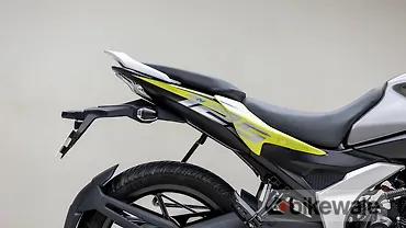 Bajaj Pulsar N125 Right Side View