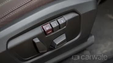 BMW iX1 LWB Driver's Seat Adjustable under-thigh Support